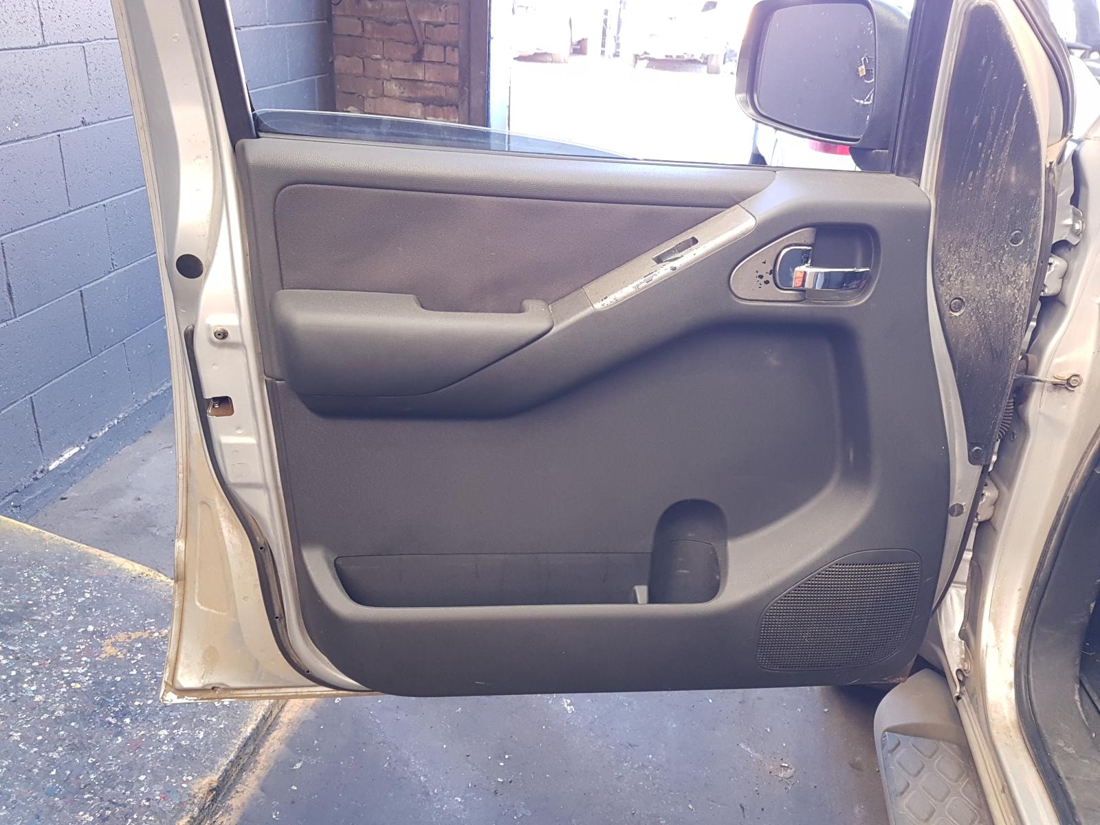 View Auto part Fuse Box Nissan Pathfinder 2008