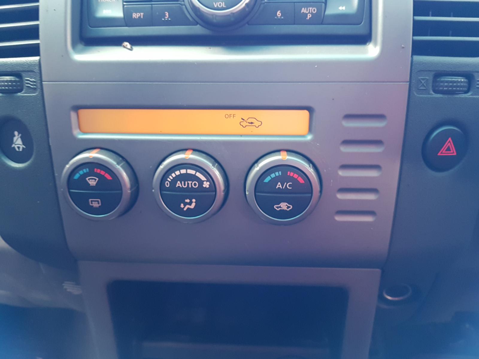 View Auto part Fuse Box Nissan Pathfinder 2008