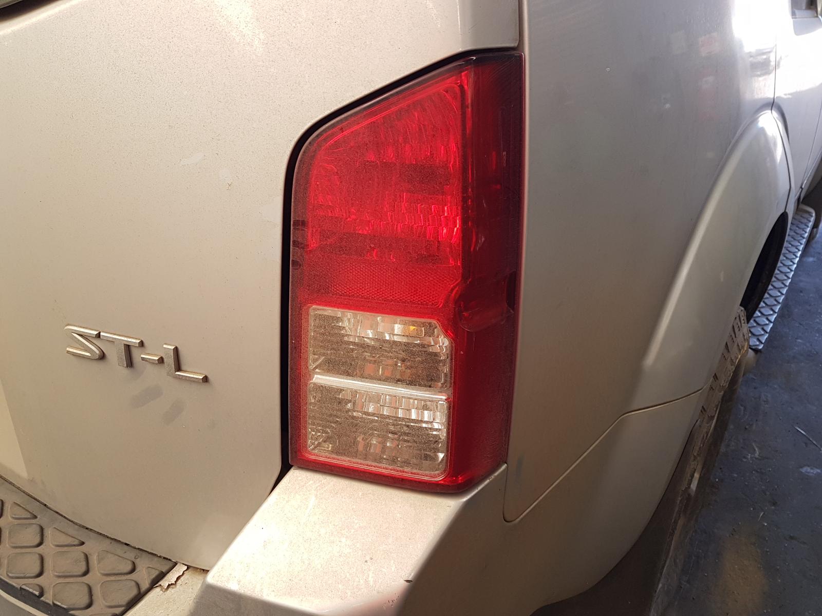 View Auto part Fuse Box Nissan Pathfinder 2008