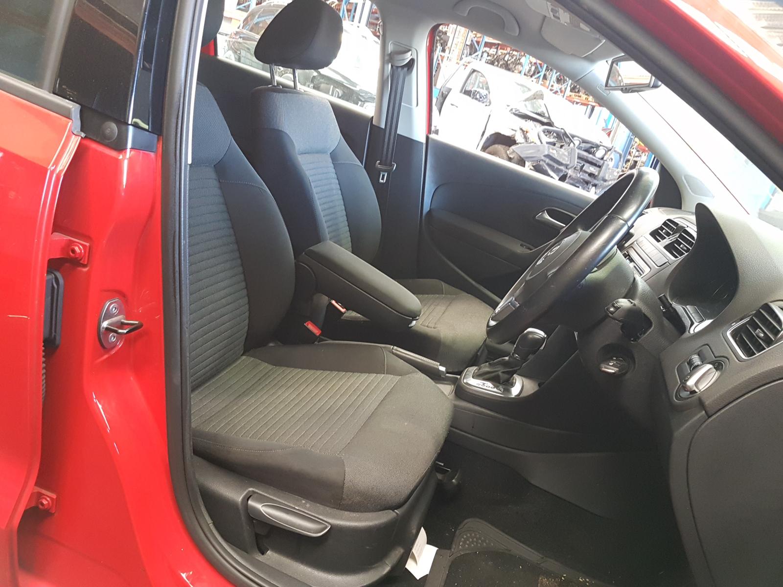 View Auto part Airbag Module/Sensor Volkswagen Polo 2013