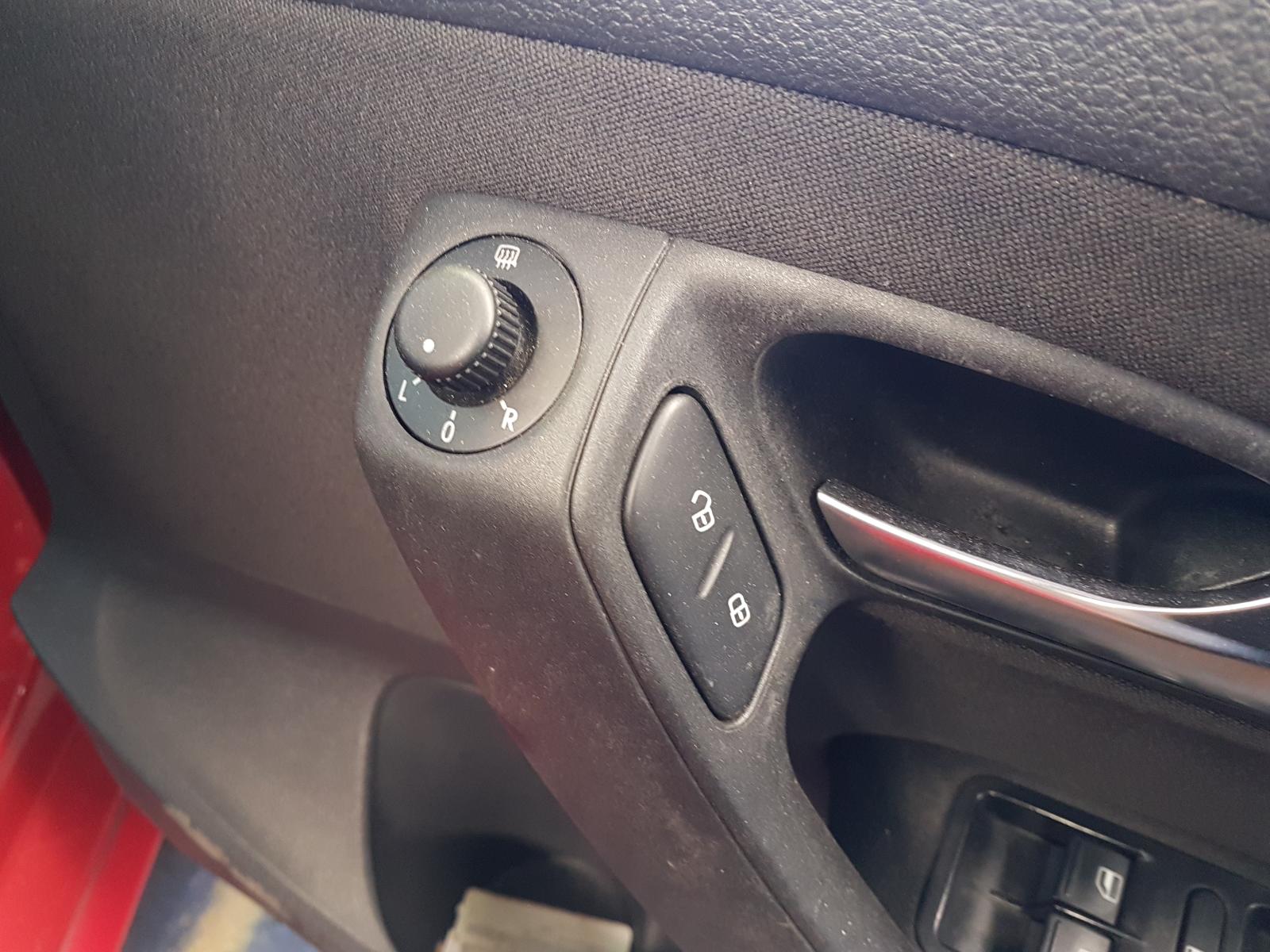 View Auto part Airbag Module/Sensor Volkswagen Polo 2013