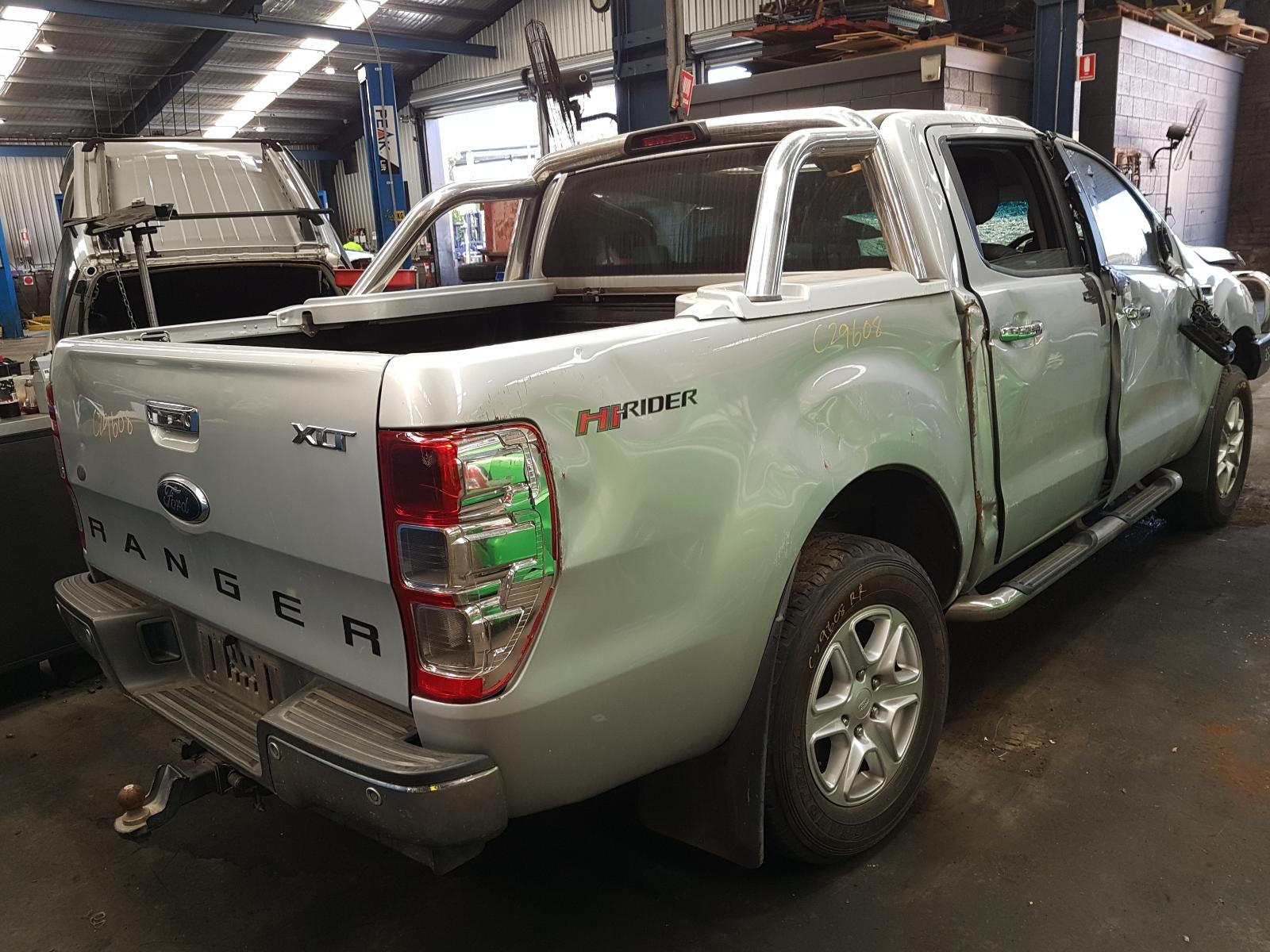 View Auto part Fuse Box Ford Ranger 2014