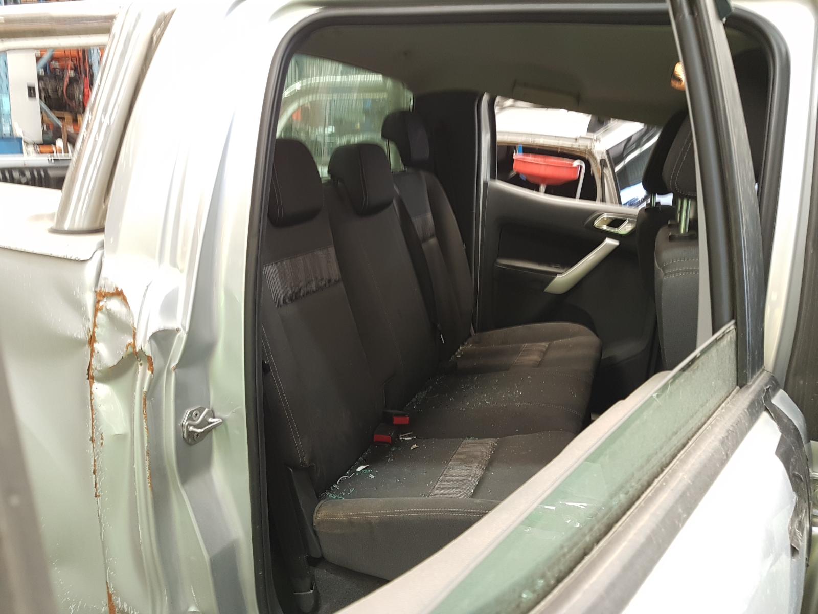 View Auto part Fuse Box Ford Ranger 2014