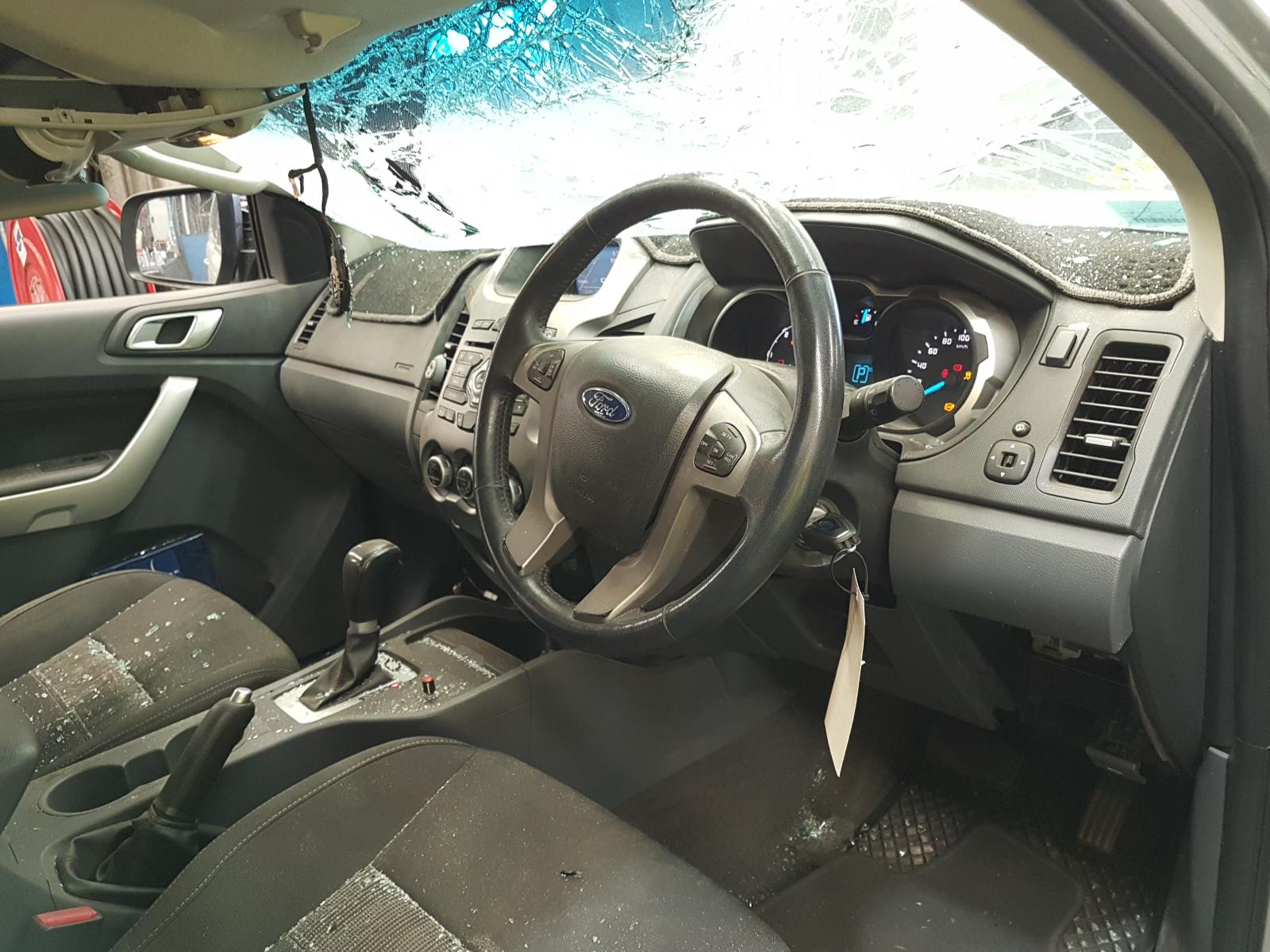 View Auto part Fuse Box Ford Ranger 2014
