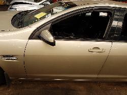 View Auto part Fuse Box Holden Commodore 2008