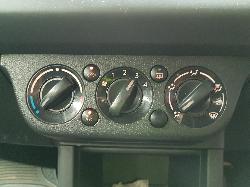 View Auto part Heater/Ac Controls Suzuki Swift 2009