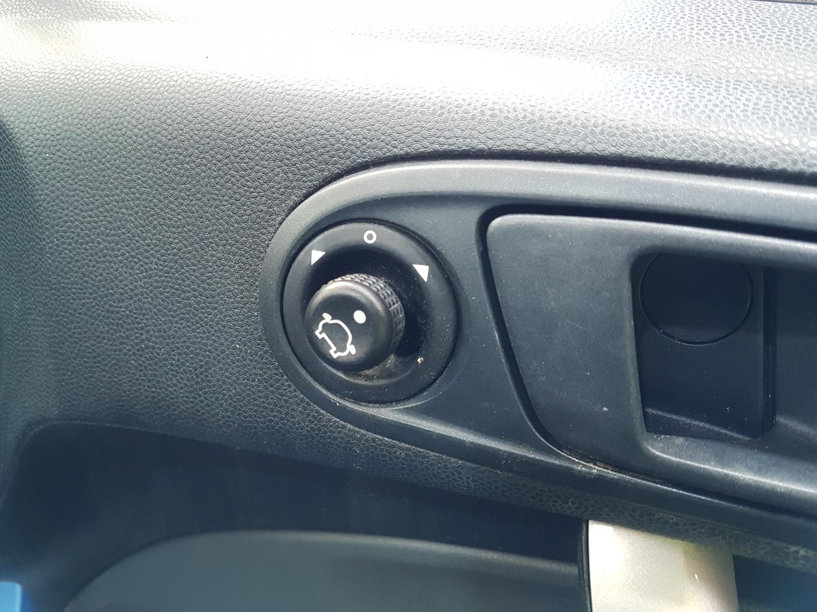 2009 Ford Fiesta Airbag Module/Sensor View Auto part Airbag Module/Sensor Ford Fiesta 2009