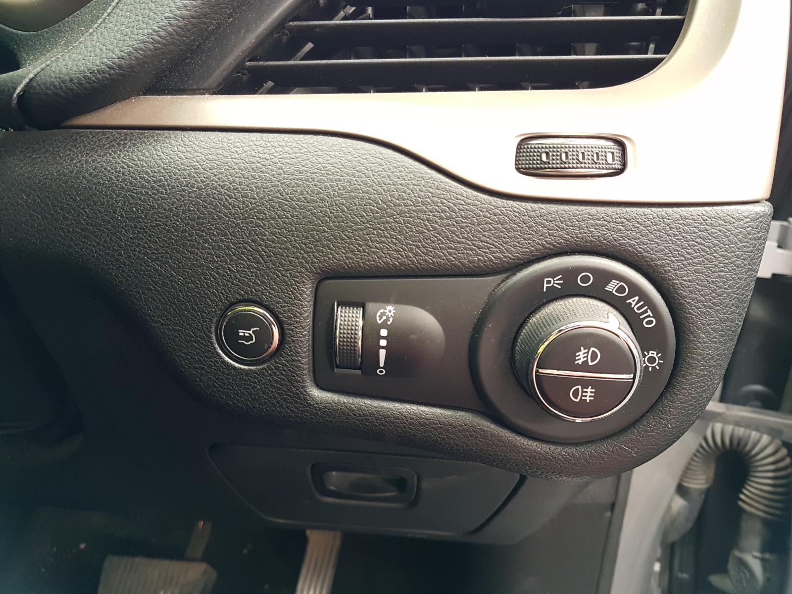 View Auto part Starter Jeep Cherokee 2015