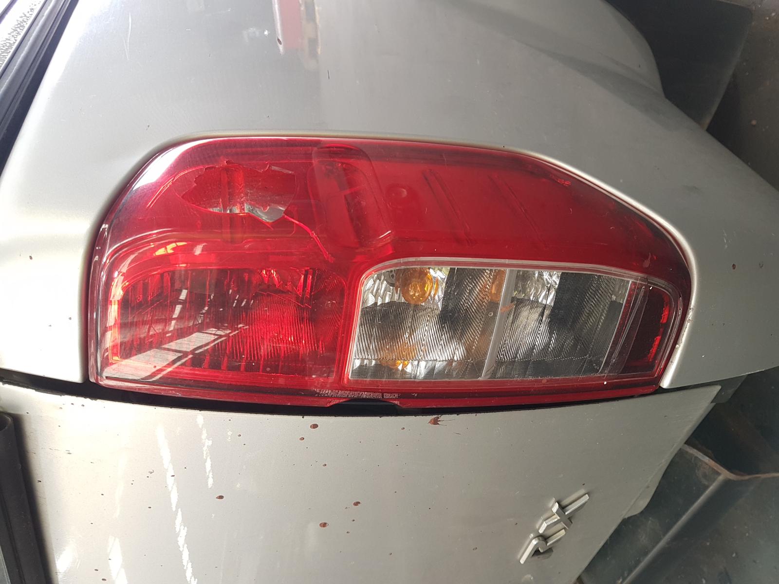 2011 Nissan Navara Ecu View Auto part Ecu Nissan Navara 2011