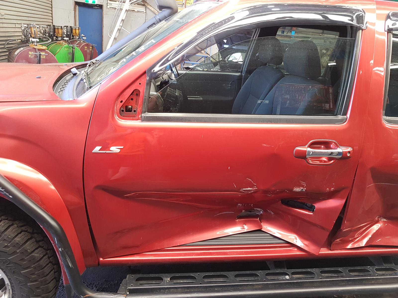 View Auto part Misc Isuzu Dmax 2011