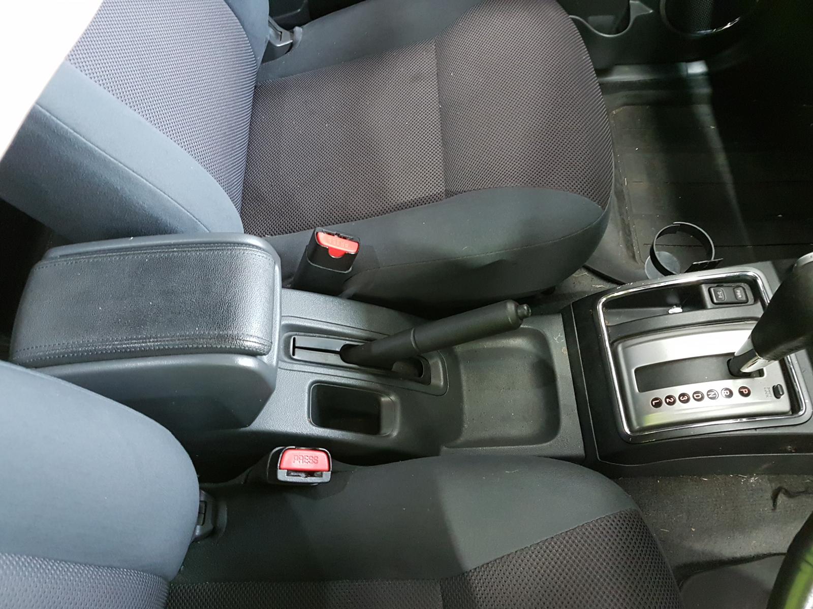 View Auto part Misc Isuzu Dmax 2011