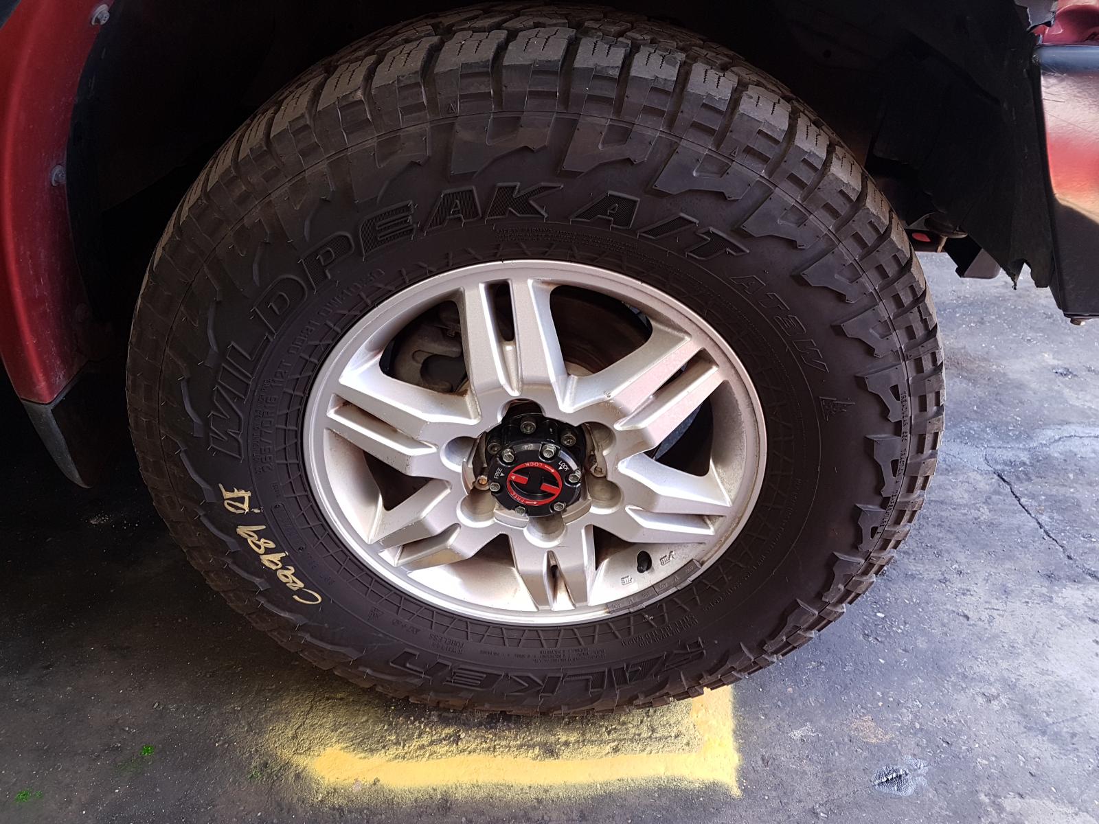 View Auto part Misc Isuzu Dmax 2011