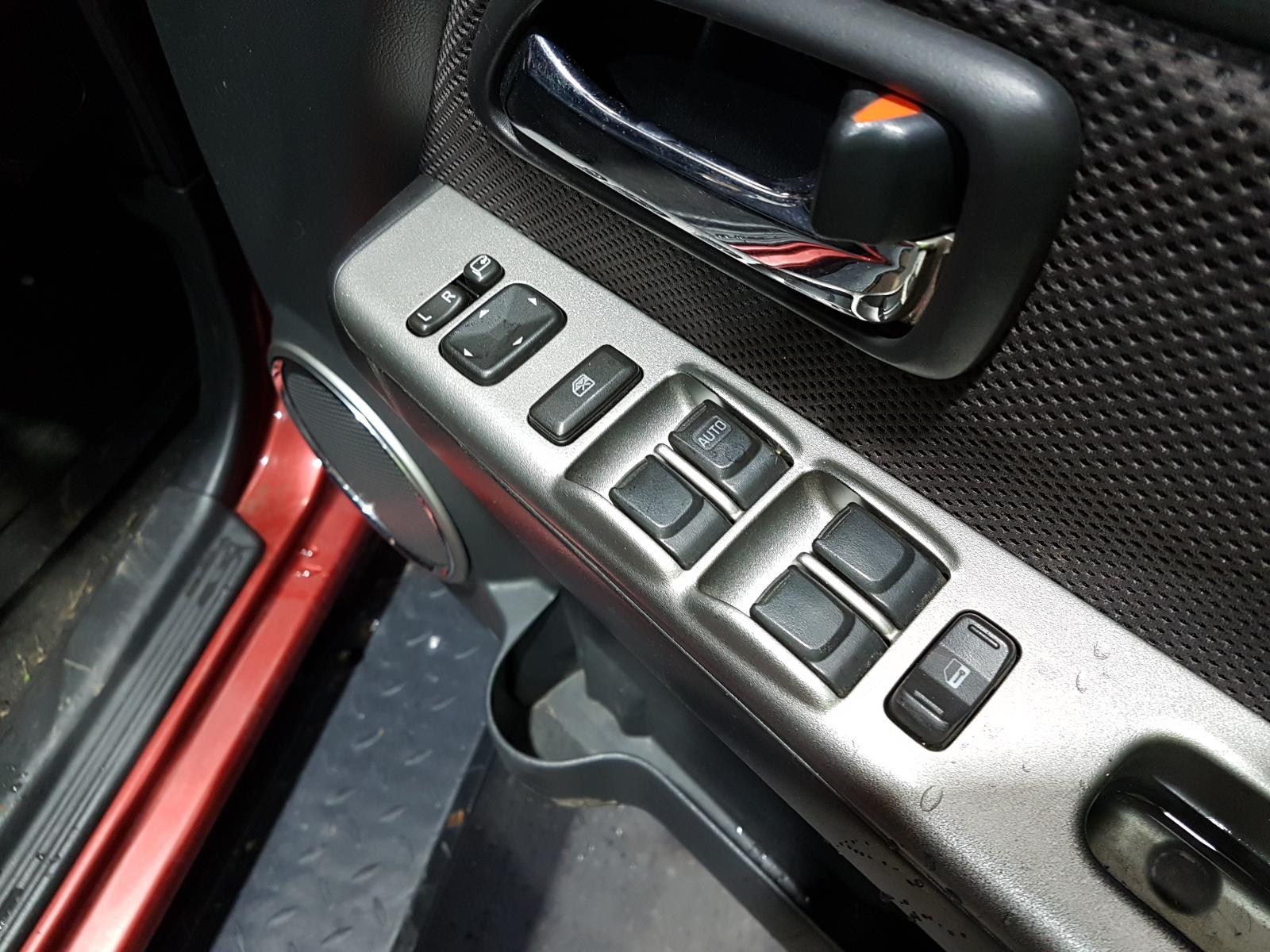 View Auto part Misc Isuzu Dmax 2011