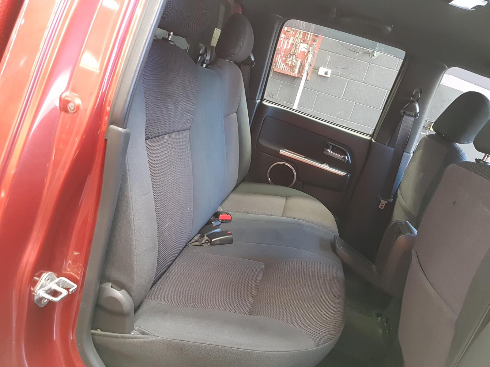 View Auto part Misc Isuzu Dmax 2011