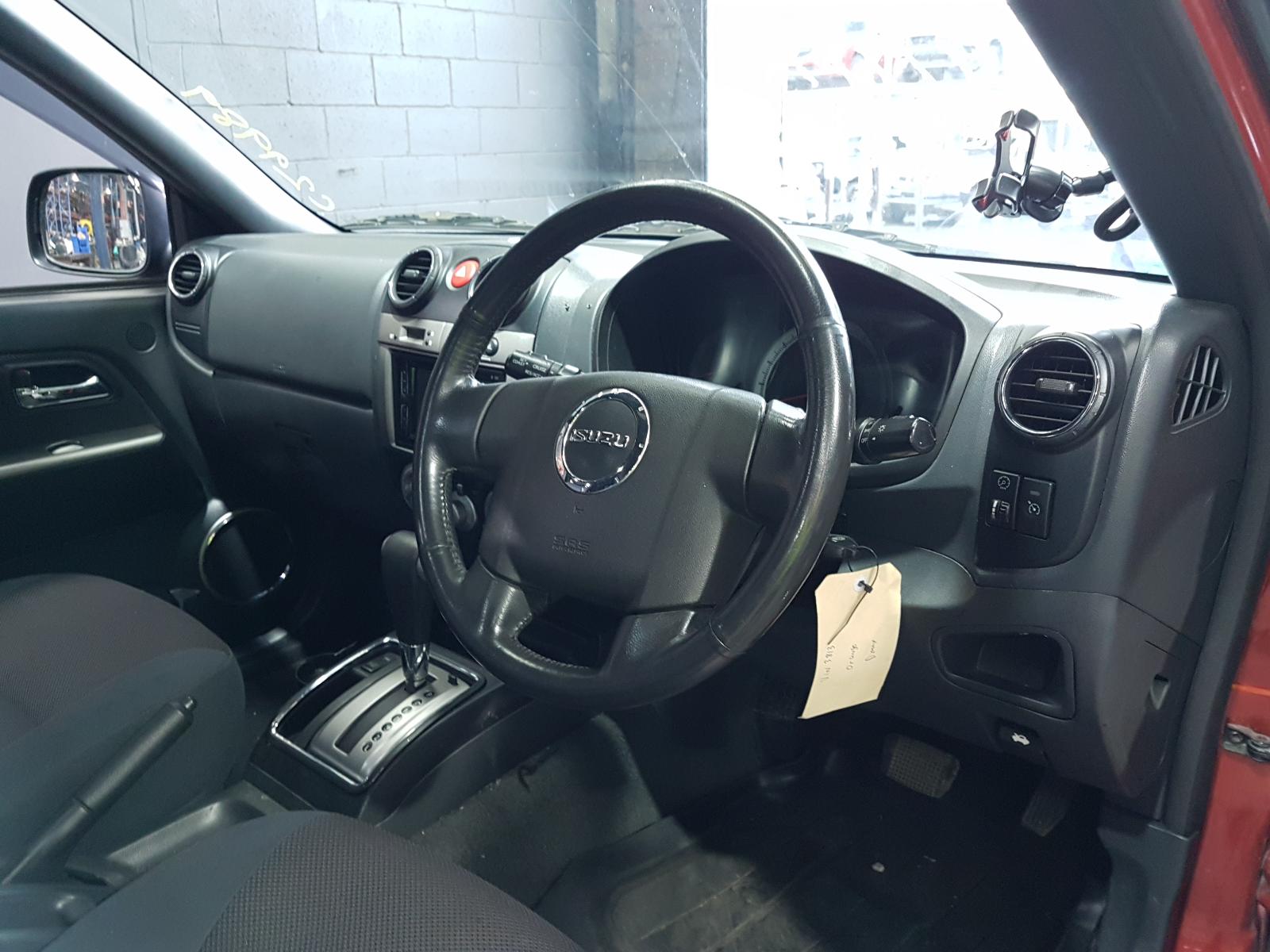 View Auto part Misc Isuzu Dmax 2011