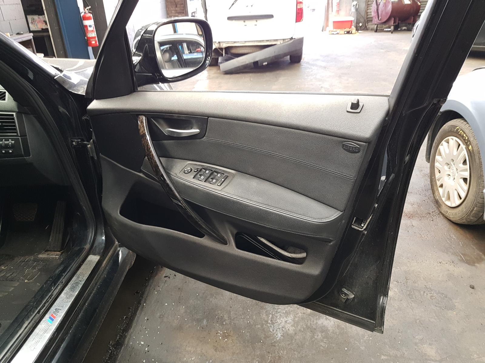 View Auto part Right Headlamp Bmw X3 2010