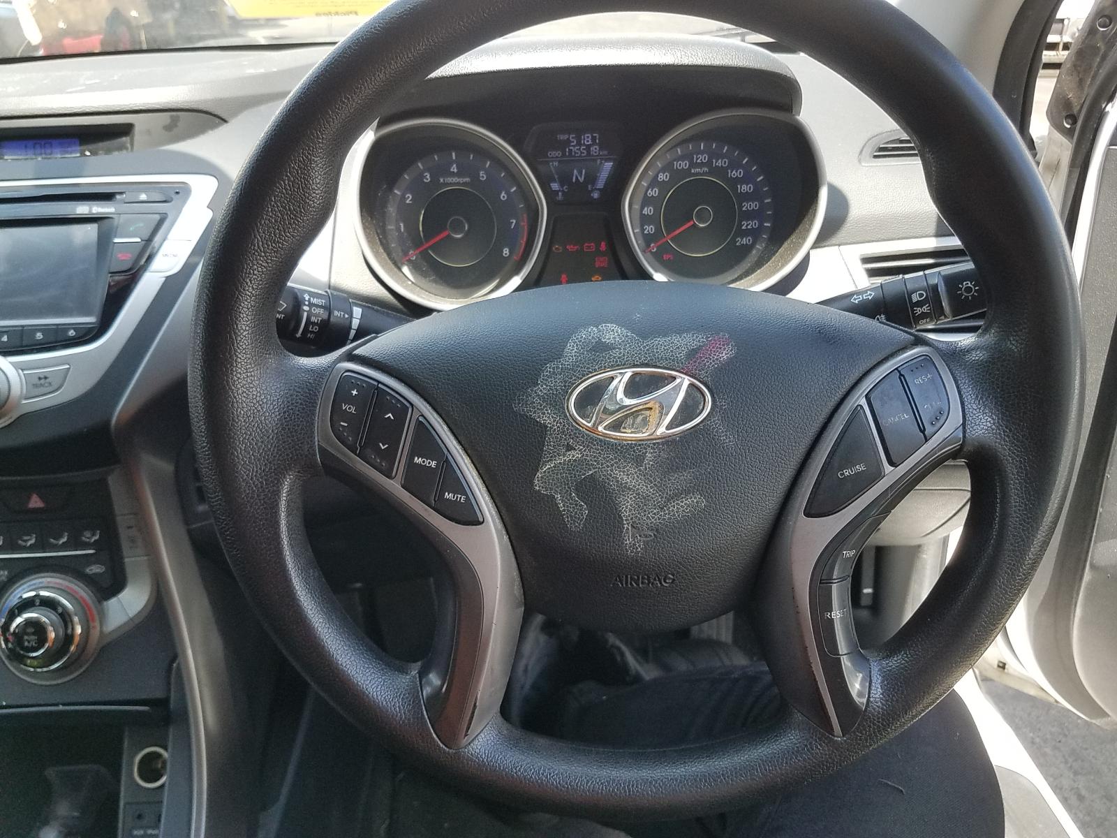 2012 Hyundai Elantra Starter View Auto part Starter Hyundai Elantra 2012