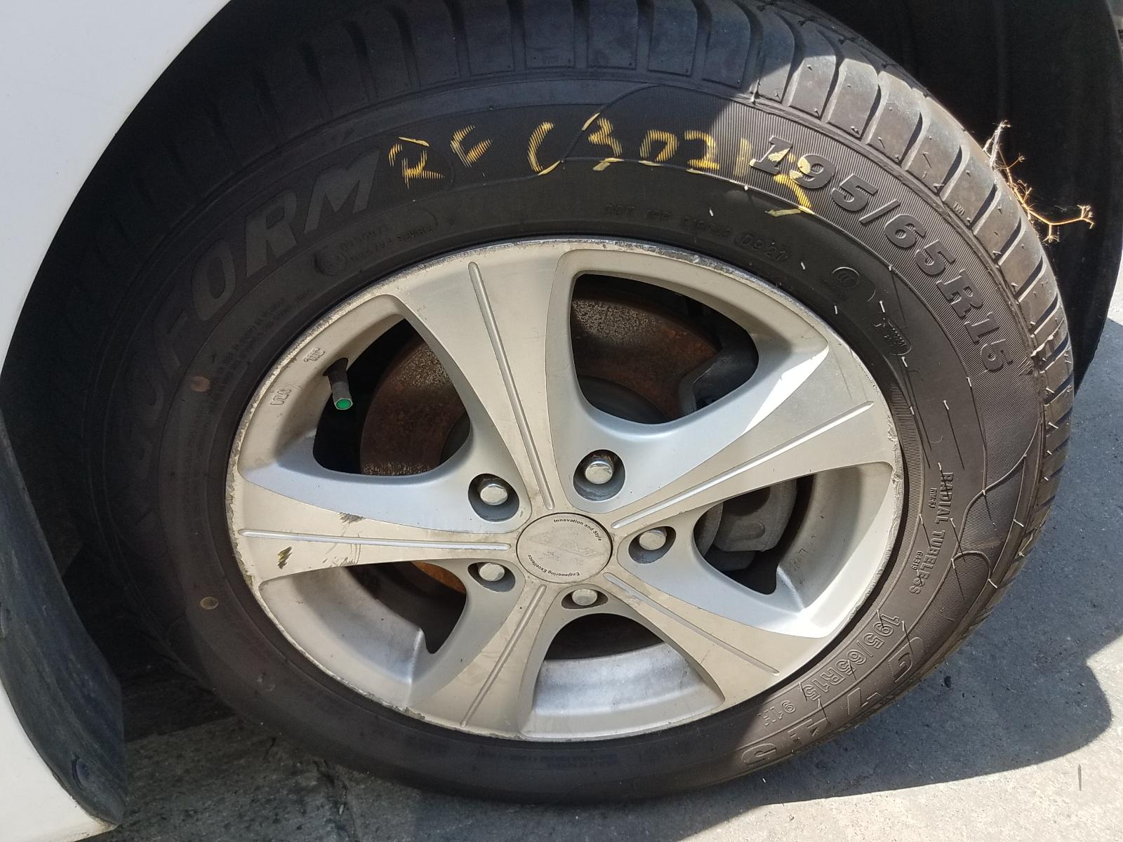 2012 Hyundai Elantra Starter View Auto part Starter Hyundai Elantra 2012