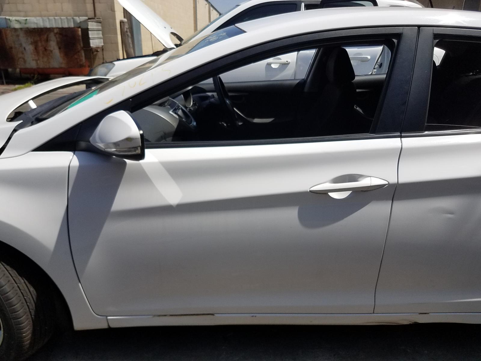 2012 Hyundai Elantra Starter View Auto part Starter Hyundai Elantra 2012