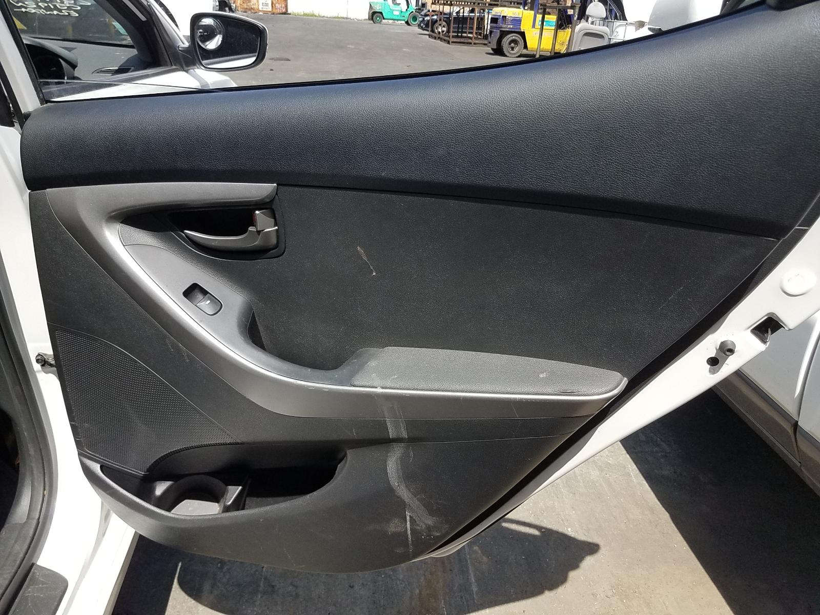 2012 Hyundai Elantra Starter View Auto part Starter Hyundai Elantra 2012