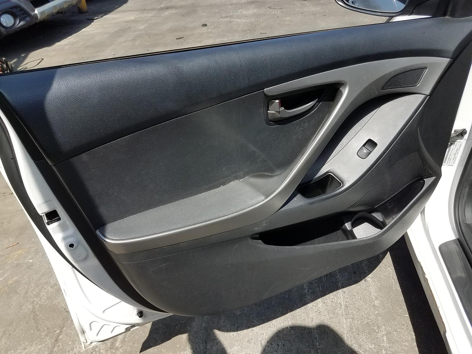 2012 Hyundai Elantra Starter View Auto part Starter Hyundai Elantra 2012