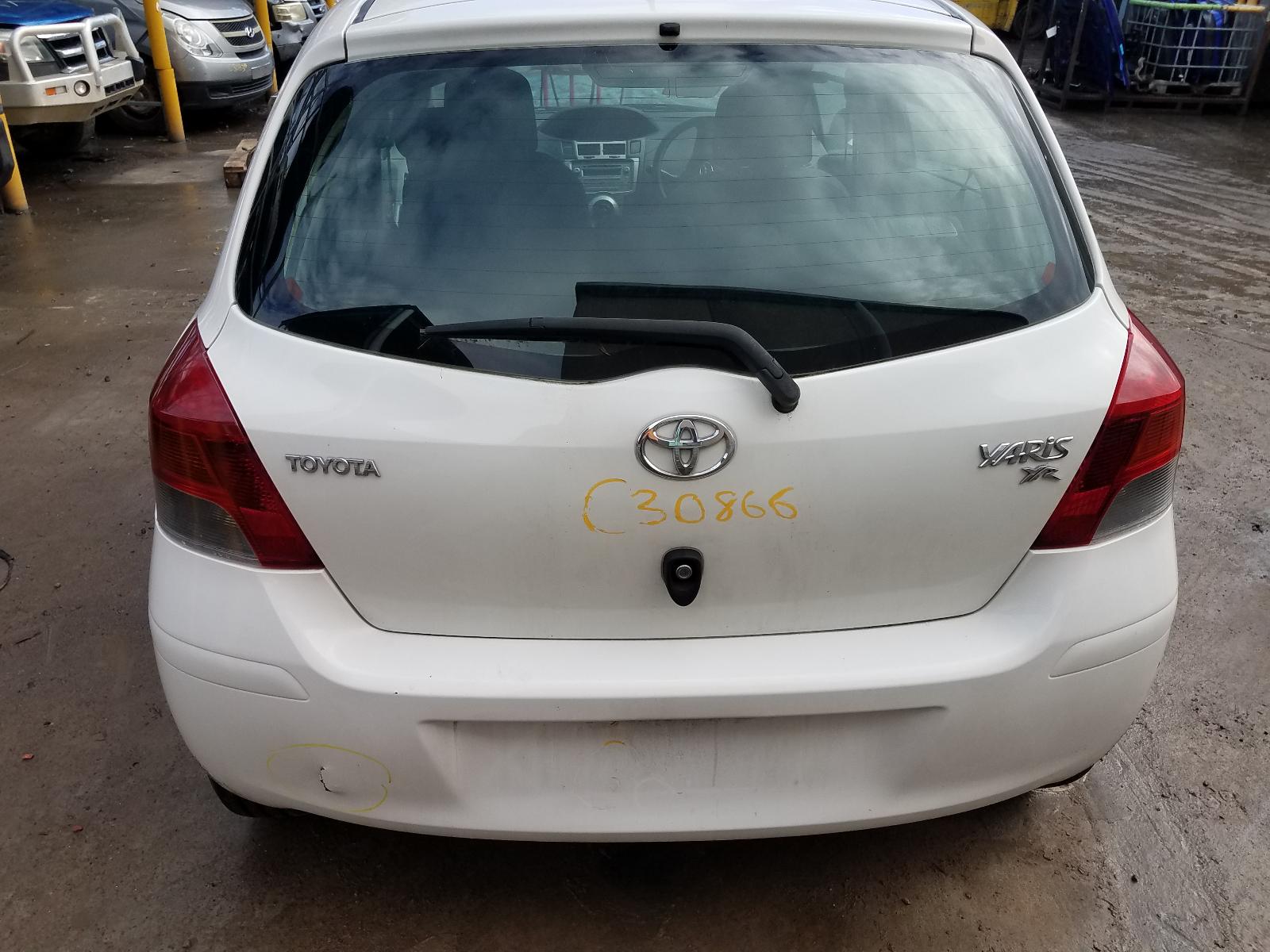 View Auto part Right Front Window Reg/Motor Toyota Yaris 2009