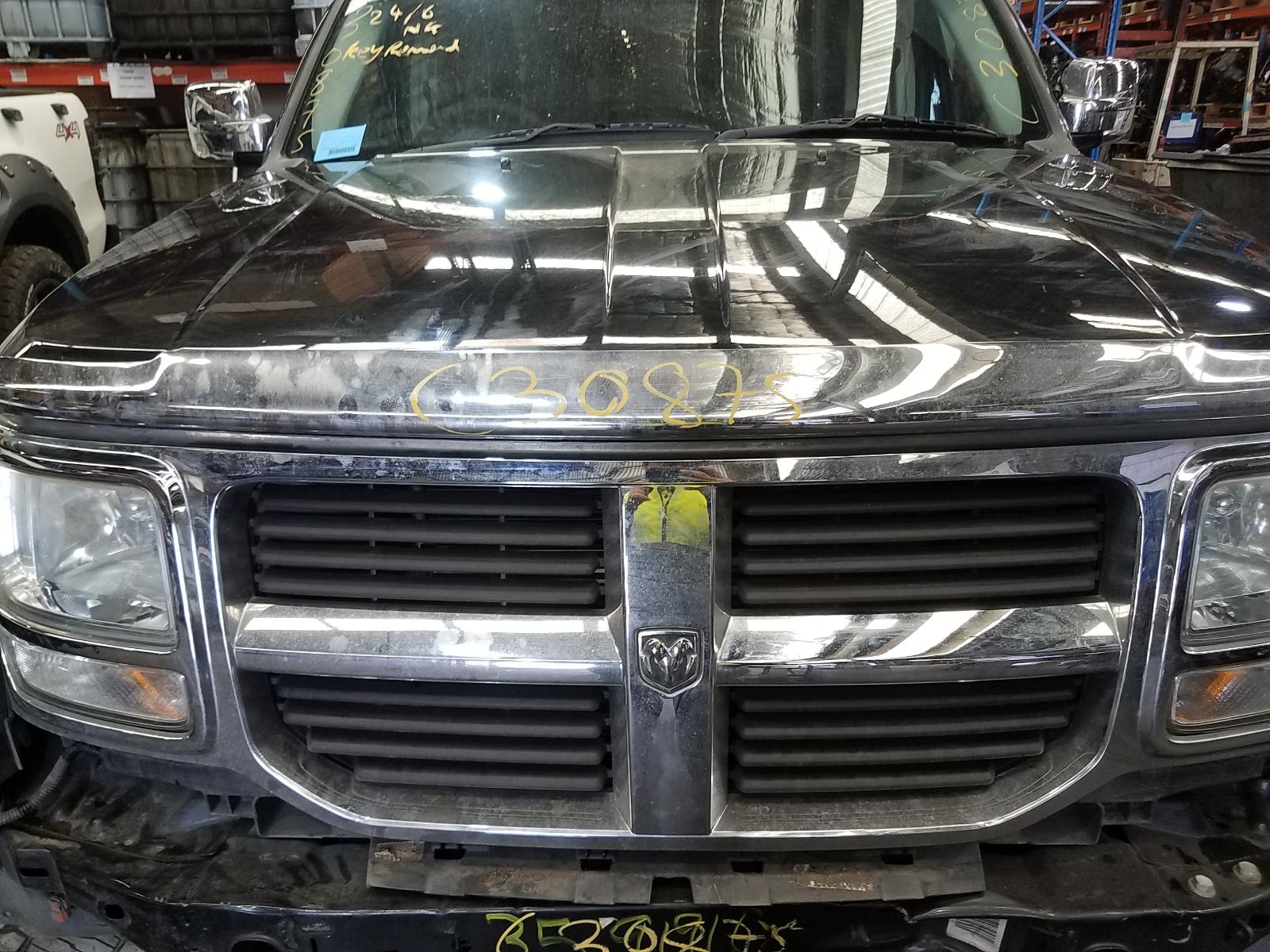 View Auto part Rear Garnish Dodge Nitro 2011