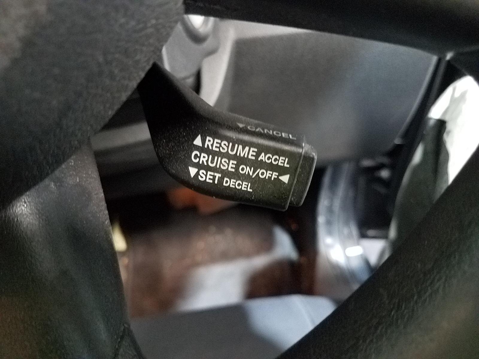 View Auto part Rear Garnish Dodge Nitro 2011