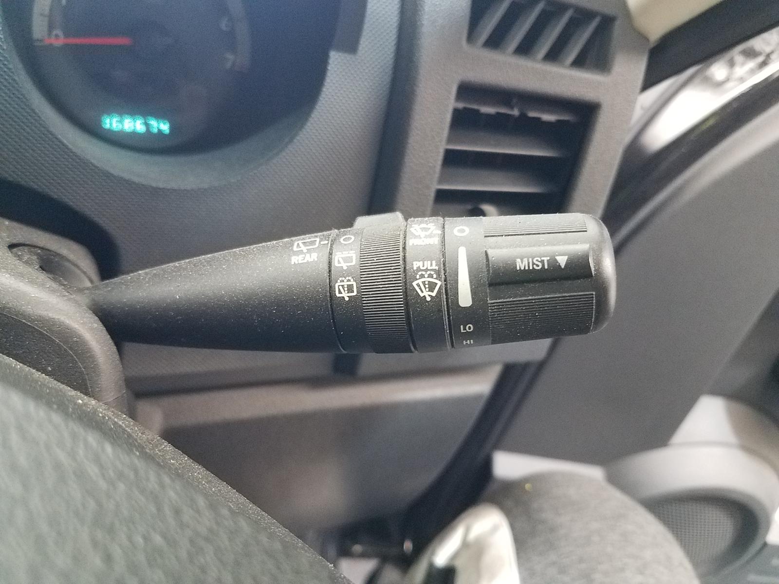 View Auto part Rear Garnish Dodge Nitro 2011