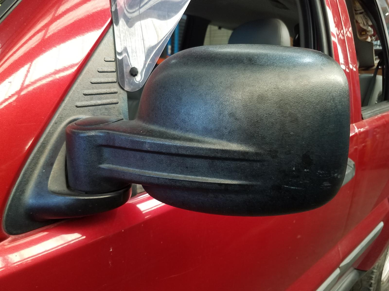 View Auto part Door/Boot/Gate Lock Jeep Cherokee 2006