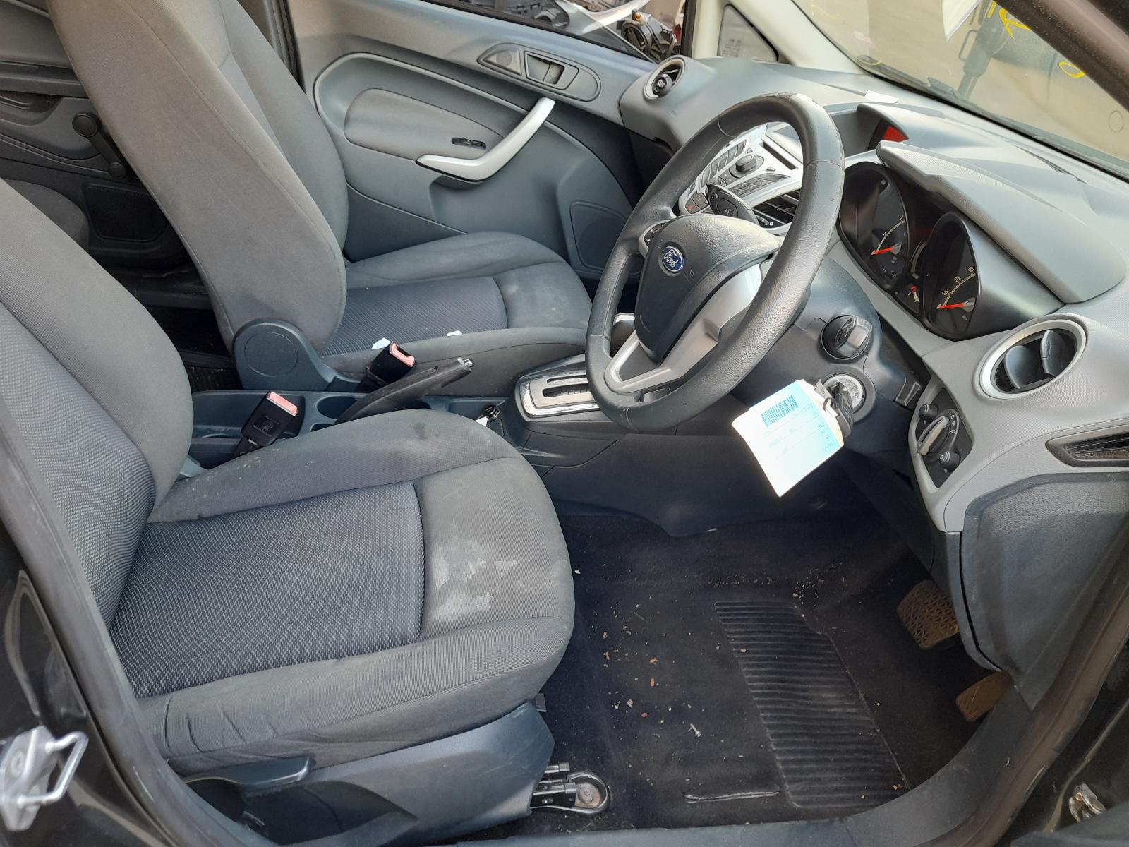 View Auto part Radio/Cd/Dvd/Sat/Tv Ford Fiesta 2012