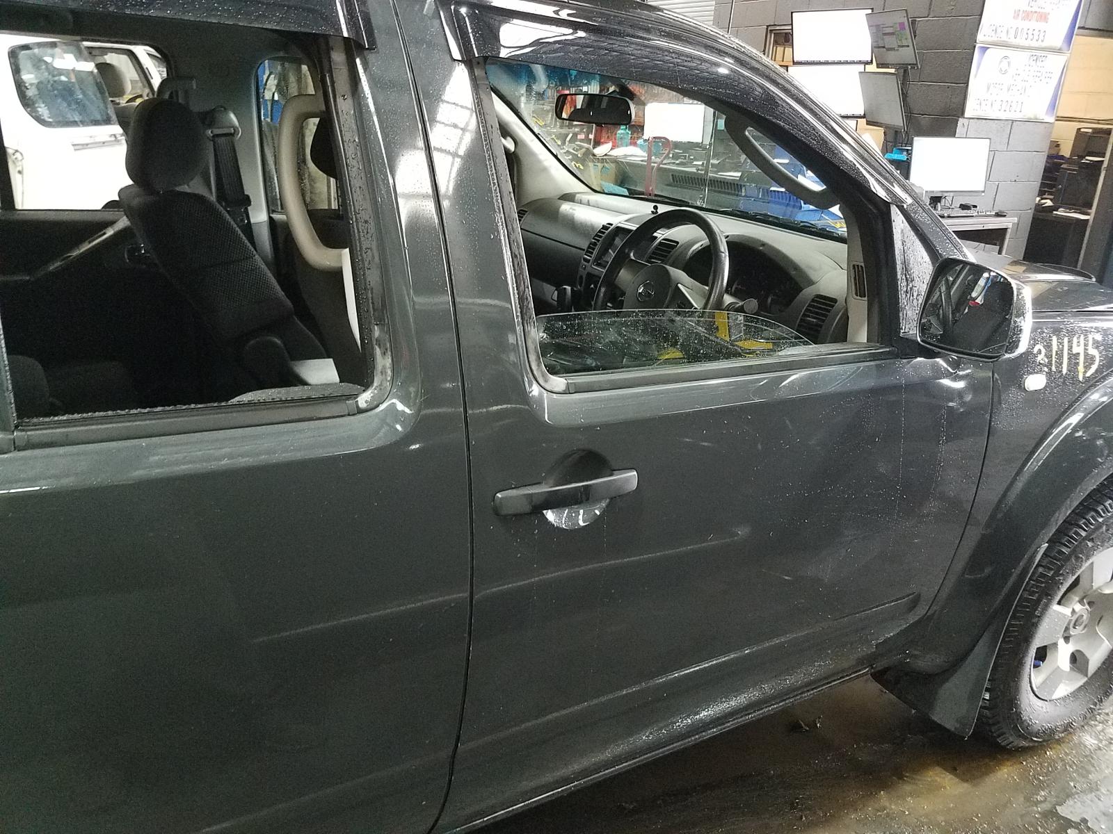 View Auto part Misc Nissan Navara 2007