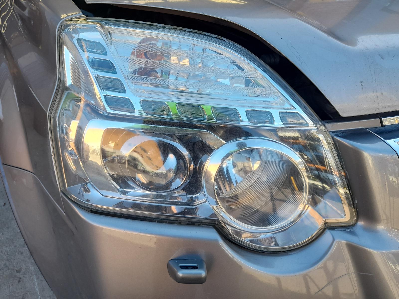 View Auto part Left Front Door Window Nissan Xtrail 2010
