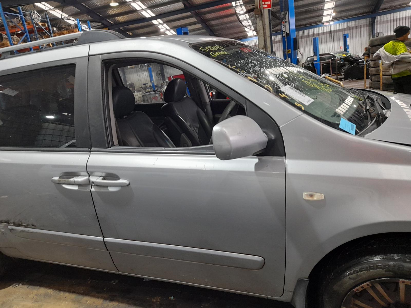 View Auto part Wiper Motor Kia Carnival/grand Carnival 2007