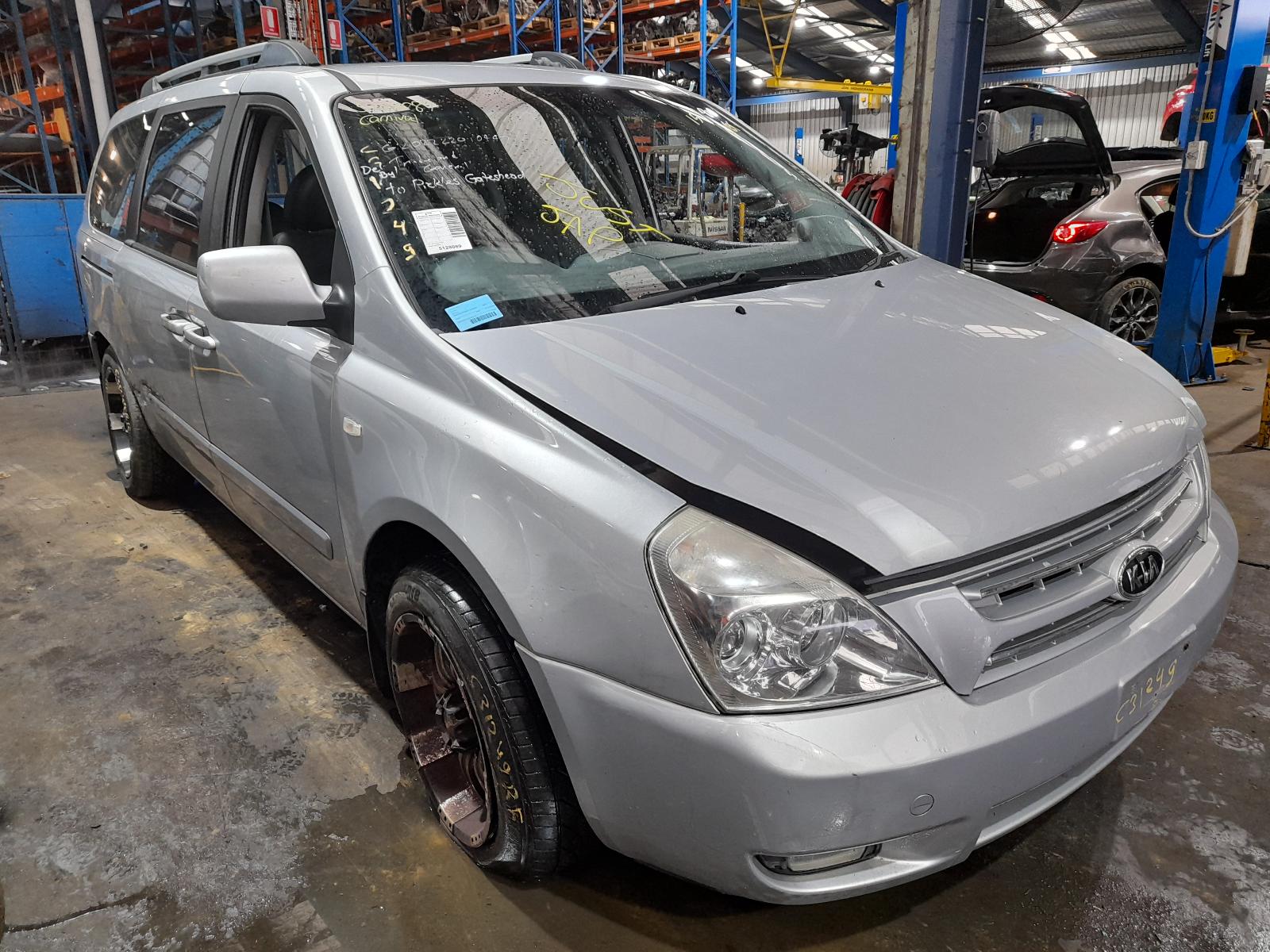 View Auto part Wiper Motor Kia Carnival/grand Carnival 2007