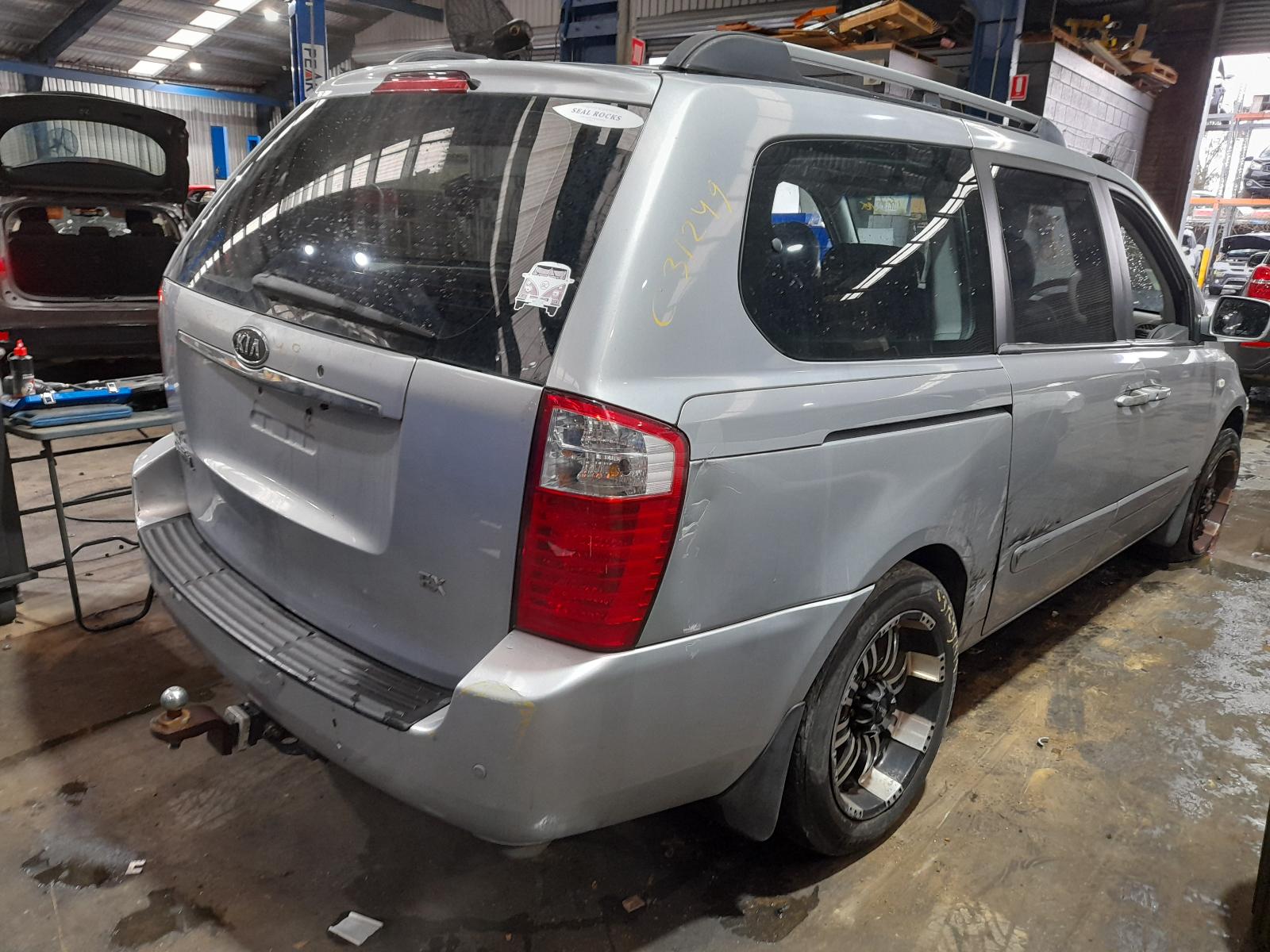 View Auto part Wiper Motor Kia Carnival/grand Carnival 2007