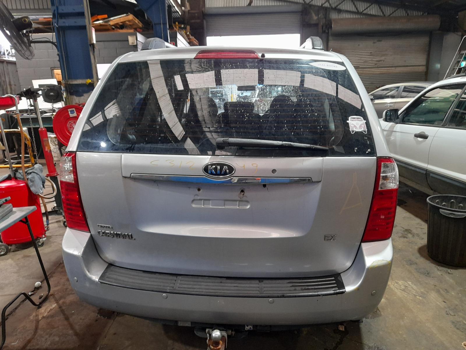 View Auto part Wiper Motor Kia Carnival/grand Carnival 2007