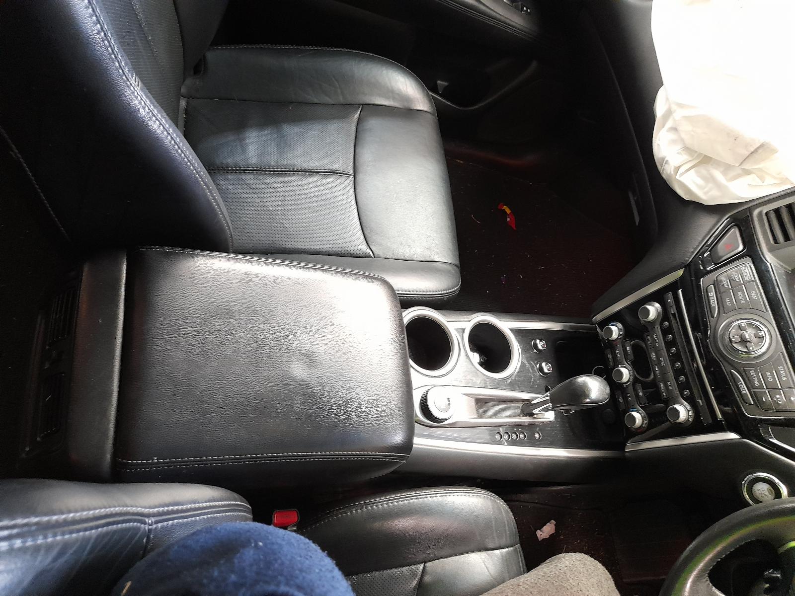 View Auto part Fuse Box Nissan Pathfinder 2013