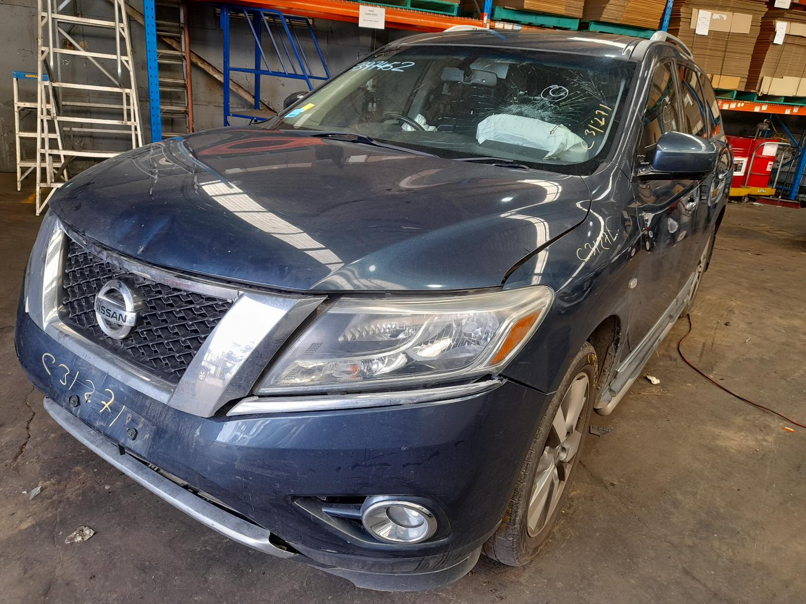 View Auto part Fuse Box Nissan Pathfinder 2013