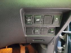 View Auto part Fuse Box Nissan Pathfinder 2013