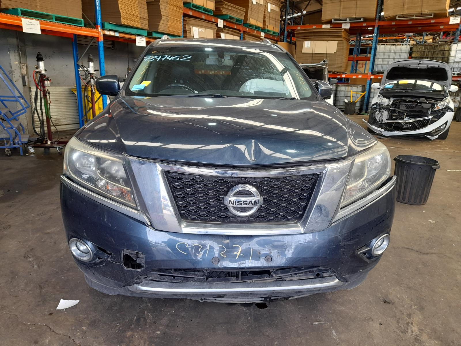 View Auto part Fuse Box Nissan Pathfinder 2013