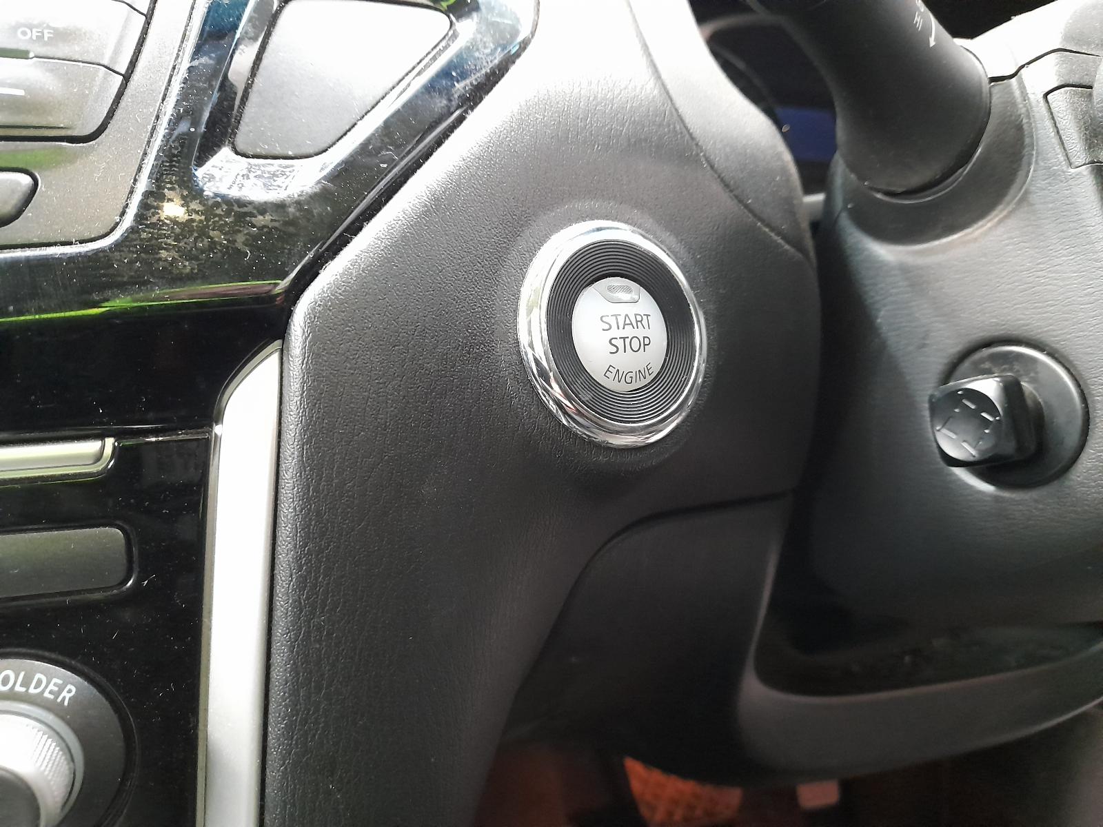 View Auto part Fuse Box Nissan Pathfinder 2013