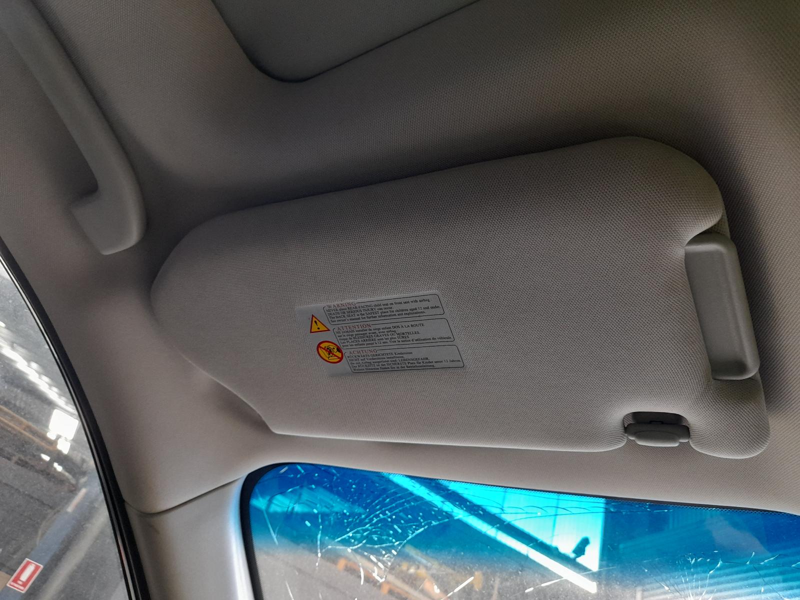 View Auto part Fuse Box Nissan Pathfinder 2013