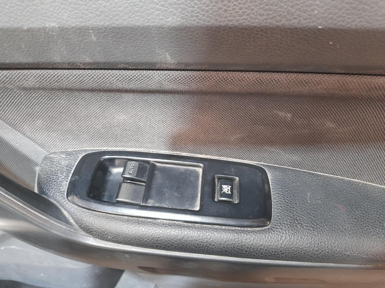 2015 Ford Ranger Air Cleaner/Box View Auto part Air Cleaner/Box Ford Ranger 2015