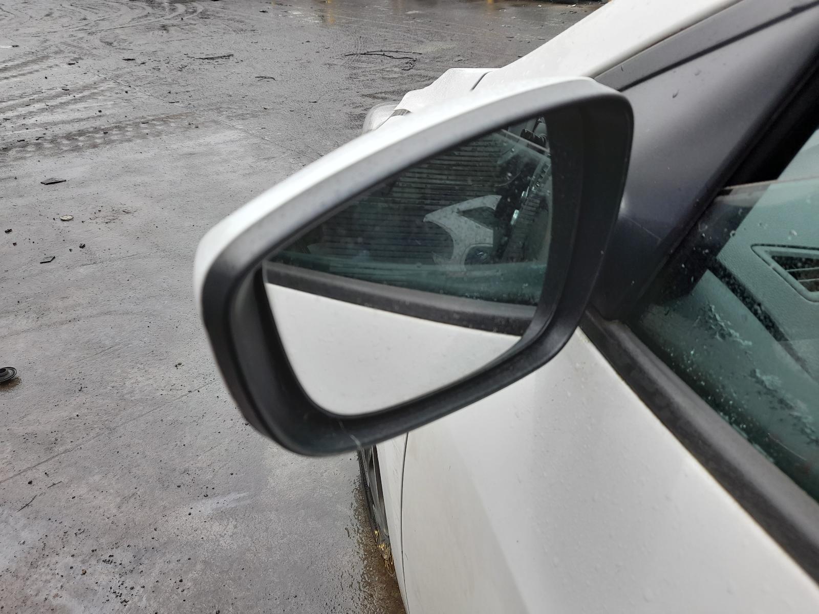 2015 Hyundai I30 Radiator View Auto part Radiator Hyundai I30 2015