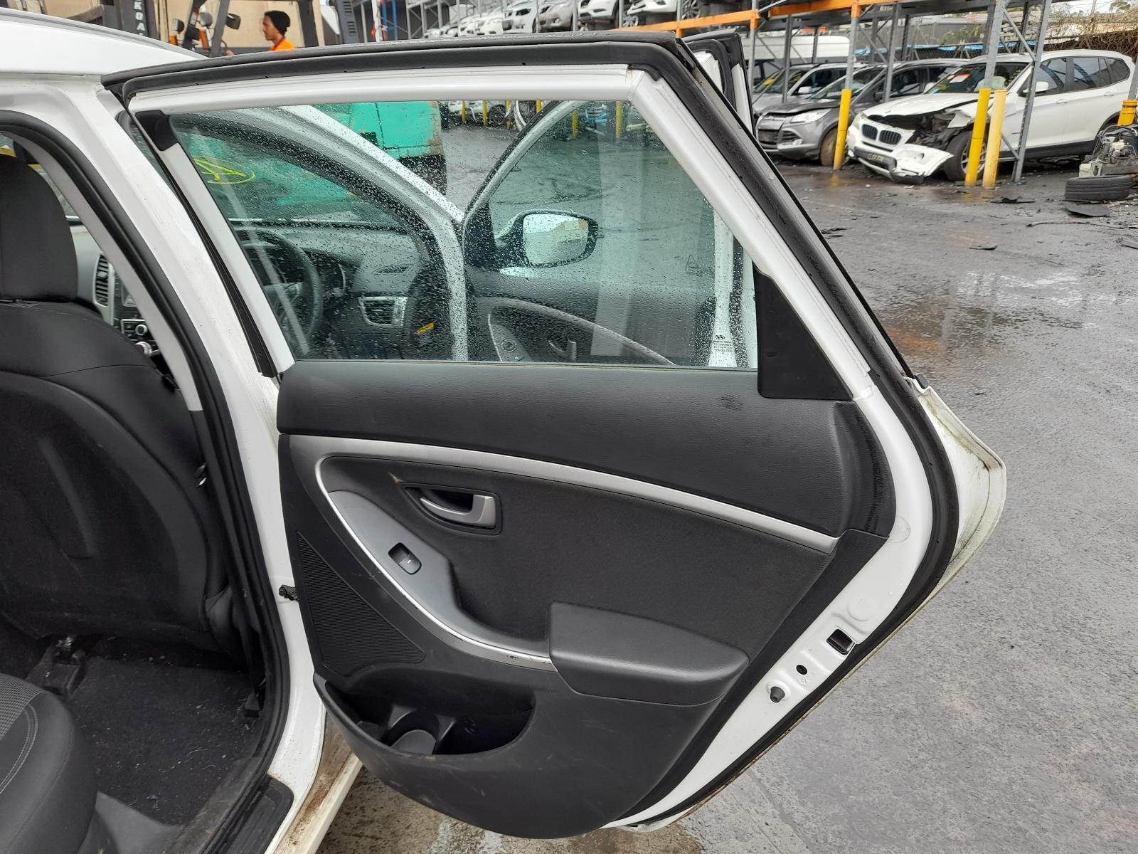 2015 Hyundai I30 Radiator View Auto part Radiator Hyundai I30 2015