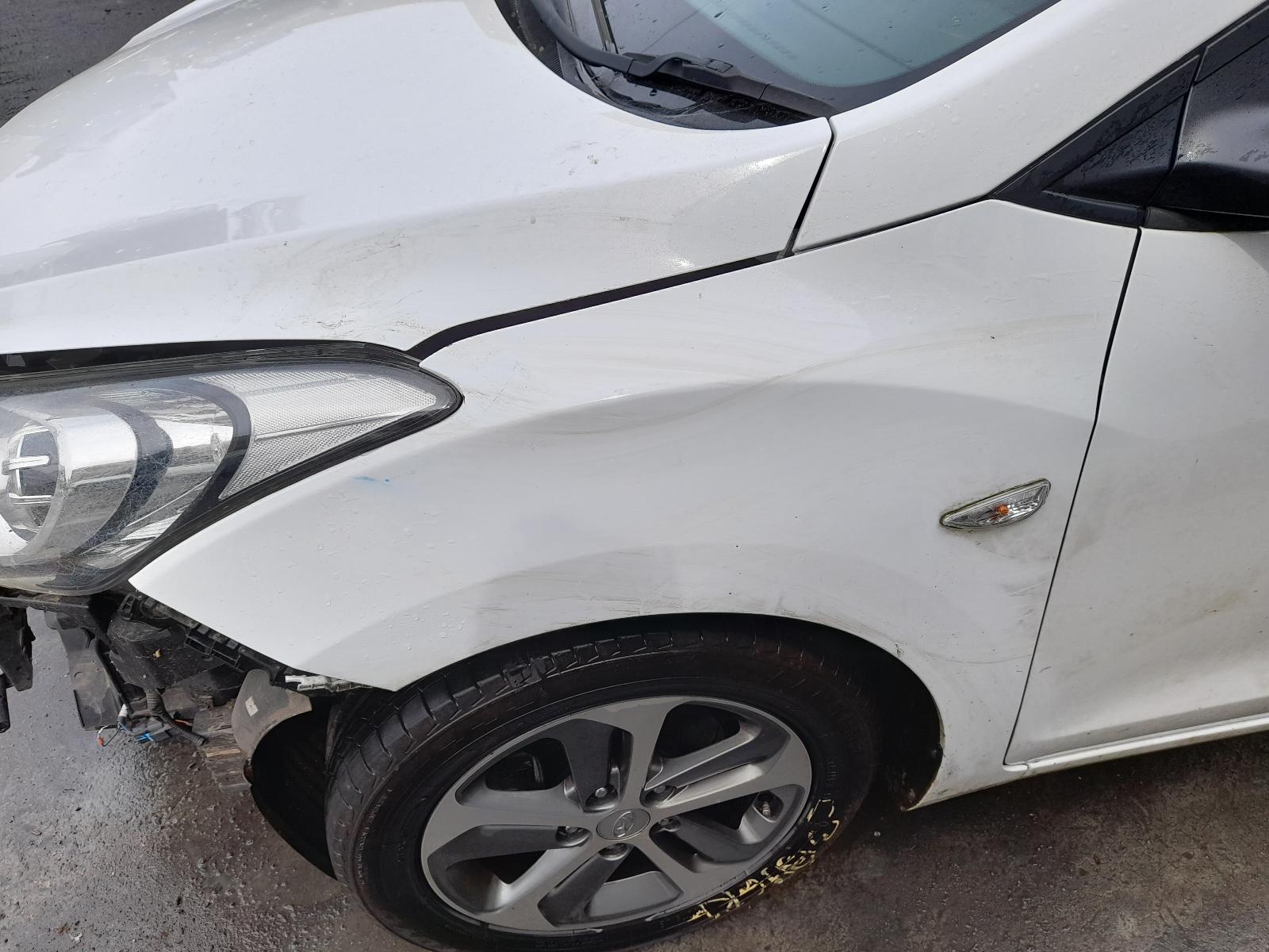 2015 Hyundai I30 Radiator View Auto part Radiator Hyundai I30 2015