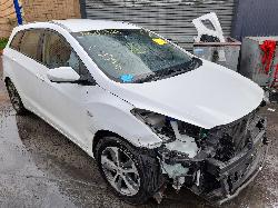 View Auto part Radiator Hyundai I30 2015