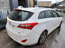 View Auto part Radiator Hyundai I30 2015