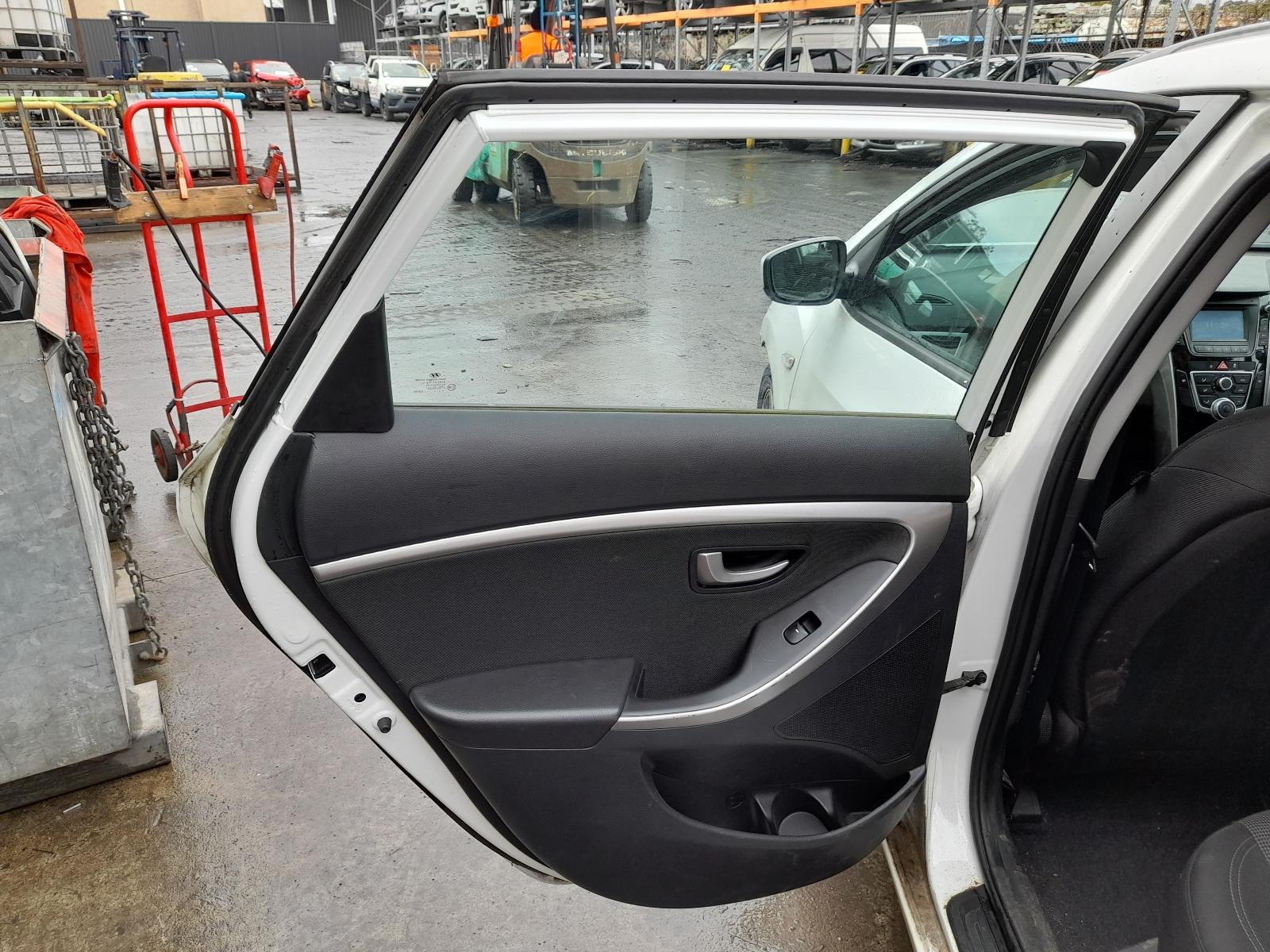 2015 Hyundai I30 Radiator View Auto part Radiator Hyundai I30 2015